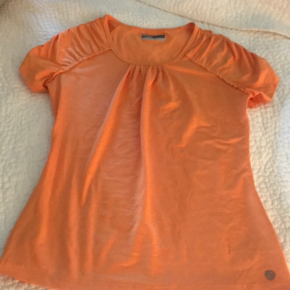 Women’s top